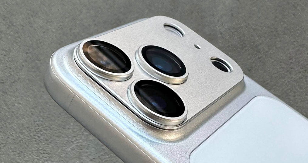 Защитное стекло на камеру iPhone